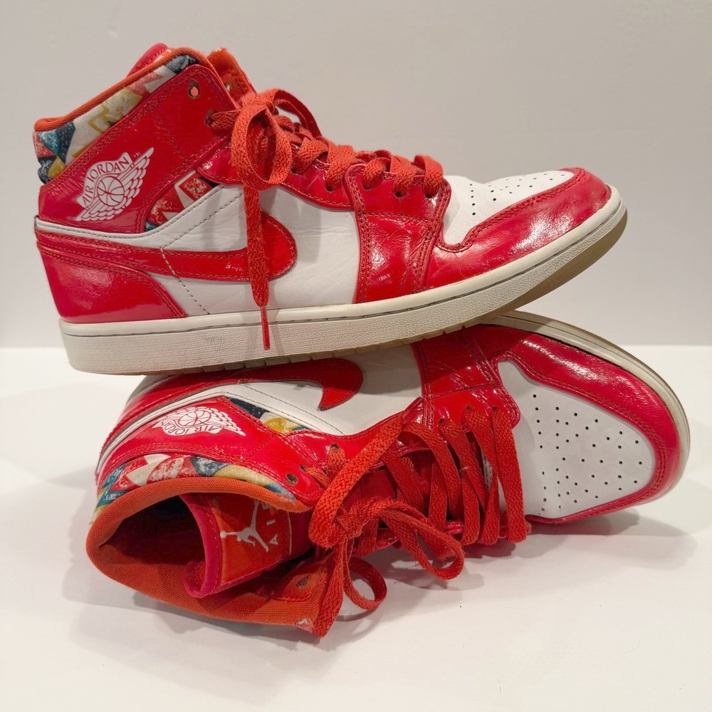 Jordan Air Jordan 1 Mid Mens 9.5 Chile Red Sneakers Barcelona Print DC7294-600